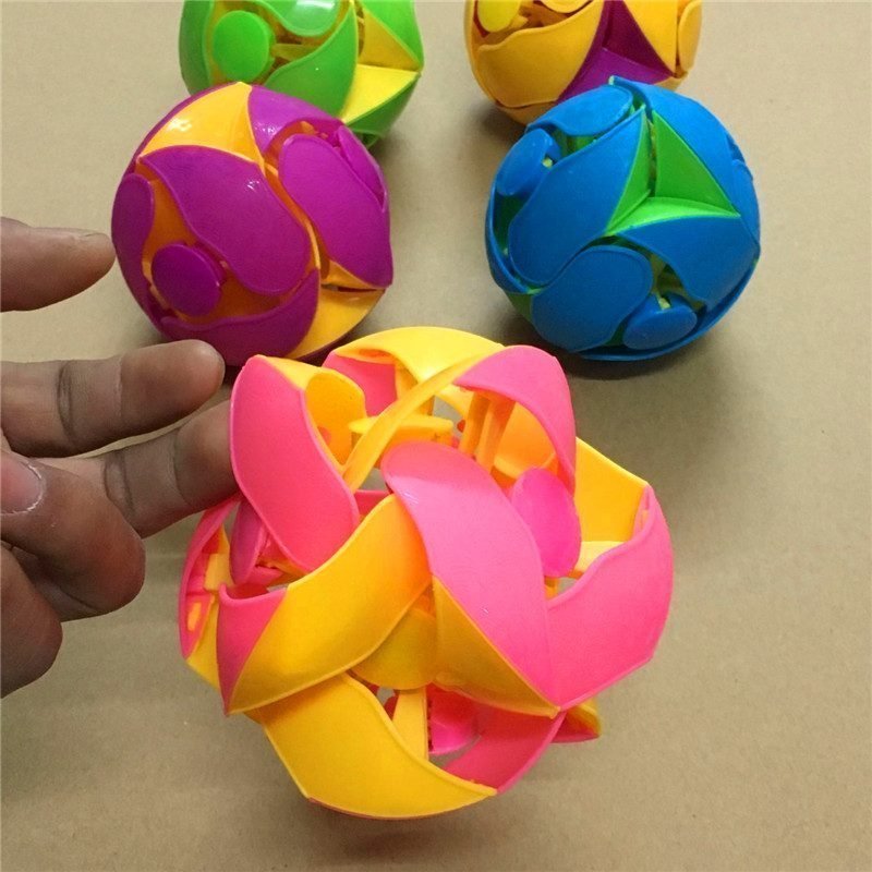 Magic Color Flipping Ball-up to 80% OFF. Buy from Luxenmart