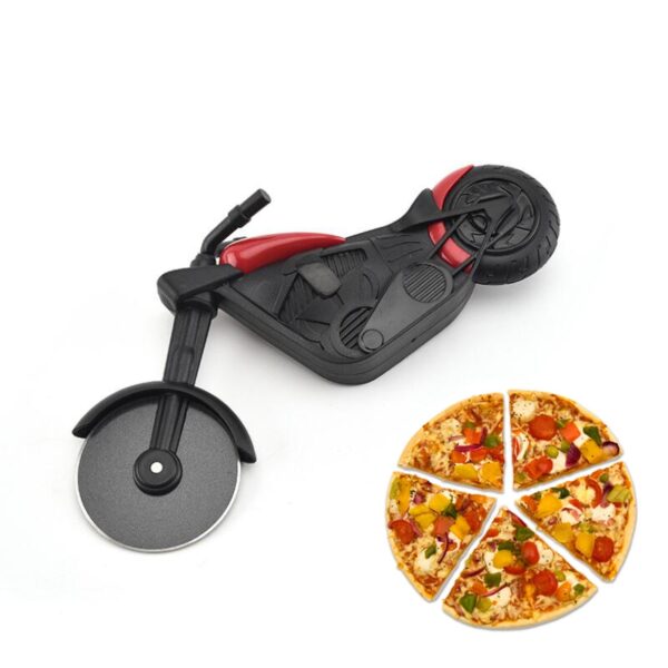 Motorbike Pizza Cutter with pizza