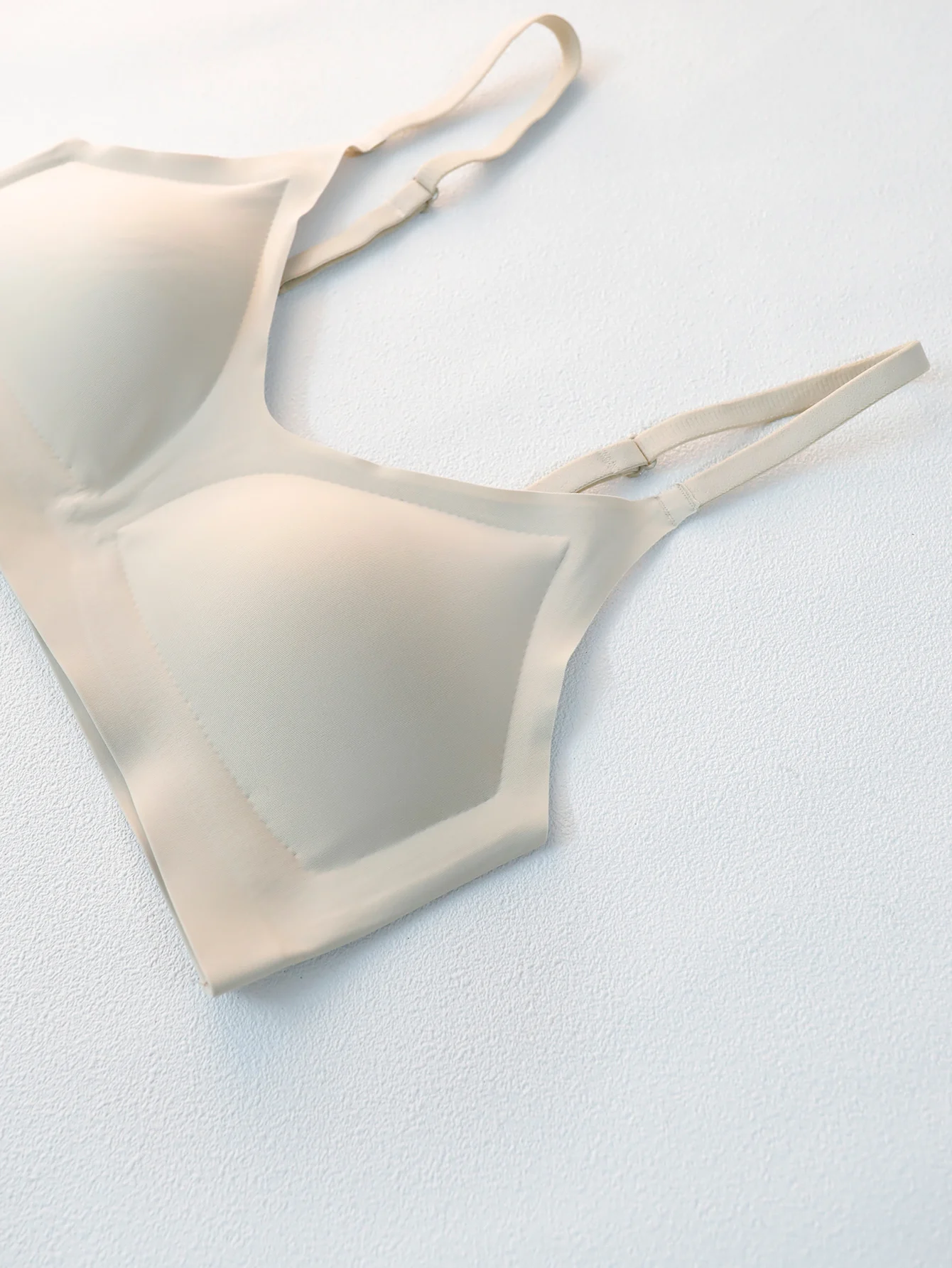 Seamless Wireless Soft-Support Bra – view 3