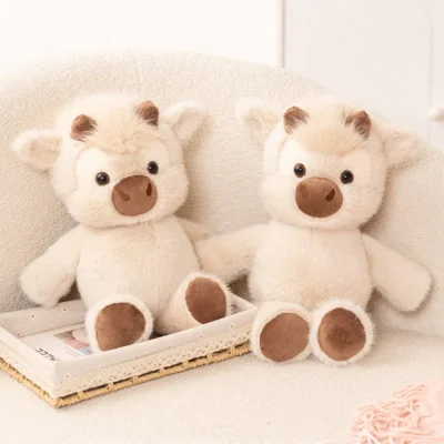 Highland Cow Plush Toy (Fluffy, Huggable)